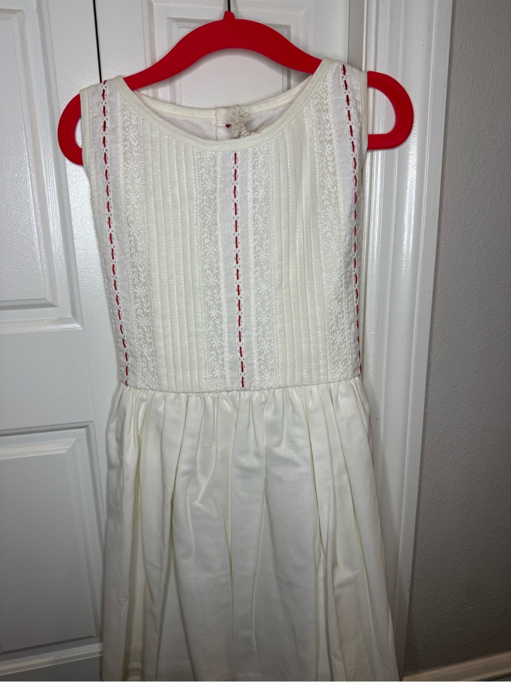 Well Dressed Wolf- Girls' Ivory Embroidered Sleeveless Party Dress